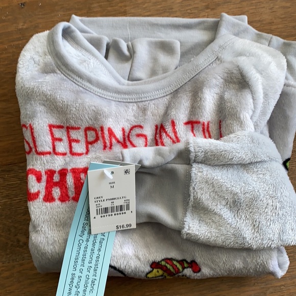 Snoopy Christmas soft PJ top - Picture 6 of 8